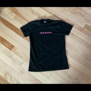 TeamBetty campaign retro snowboarding tee kid size